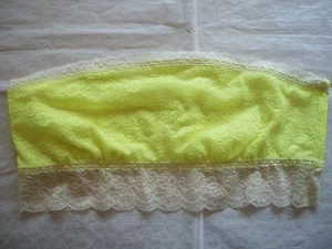 VICTORIA'S SECRET " PINK " STRAPLESS BANDEAU BRALETTE NWT YELLOW WITH LACE 1CU1 - Picture 1 of 4