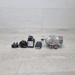 2015 VOLVO V40 IGNITION LOCK SET ENGINE START STOP SWITCH & KEY 31340956 - Picture 1 of 12