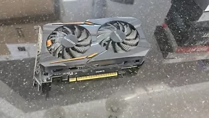 GIGABYTE GeForce GTX 1050 Ti 4GB GDDR5 PCI E 3.0 x16 Video Cards GV-N105TOC-4GD - Picture 1 of 3