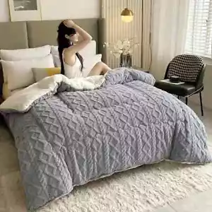 Luxurious Taffeta & Sherpa Fleece Comforter Set- Soft, Thick,104*90X16’ Queen - Picture 1 of 3