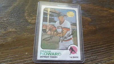 2001 TOPPS ARCHIVE FRANK HOWARD   AUTOGRAPHED    BASEBALL CARD - Image 1 of 2