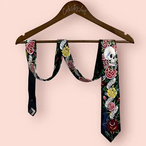 Ed Hardy Neck Tie 100% Silk Life Love Luck - Picture 1 of 7