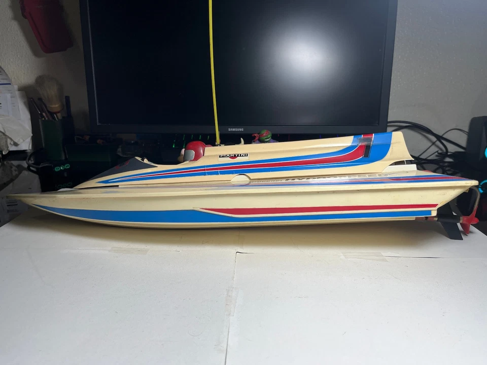Rara barca vintage Graupner Hydrospeed Rc.- MOTOSCAFO RADIOCOMANDATO - Immagine 1 di 4
