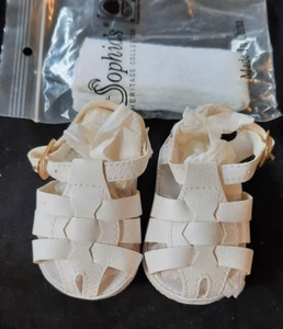 VINTAGE WEISSE SANDALEN MIT MEHREREN RIEMCHEN UND SCHNALLENVERSCHLÜSSEN MIT KNIESTRÜCKEN - Bild 1 von 4