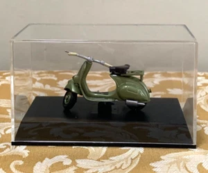 NewRay Vespa 125 (1948) Nuova con supporto! SPEDIZIONE GRATUITA IN TUTTO IL MONDO! - Foto 1 di 6