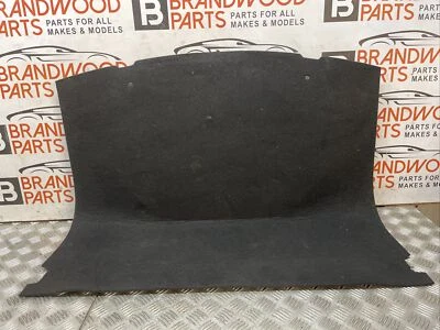 Mazda 3 SE 2015 navegación D 2,2 diésel 5 puertas maletero trasero interior alfombra suelo BHS26881x Foto 1 de 4