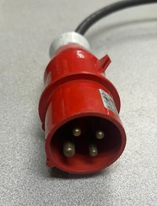 Bals IP44 Red Cable Mount 3P + E Industrial Power Plug, Rated At 16A, 415 V - Picture 1 of 3
