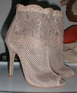 CHINESE LAUNDRY -  JEOPARDY NUDE HIGH HEEL SHOES - FISHNET LACE SUEDE SIZE 7.5 M - Picture 1 of 6