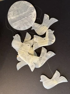 Vintage White Onyx Stone Doves Wind Chime - Excellent Condition! - Picture 1 of 3