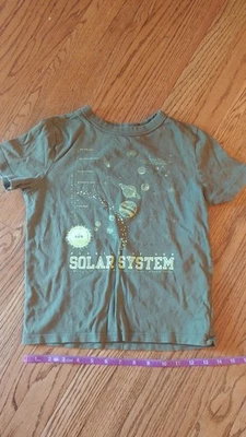 Футболка GAP детский размер маленький 6-7 Solar System зеленая и желтая Science - Изображение 1 из 4