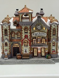 Lemax Caddington Village Grand Junction Station Retired 2001 Illuminated Mint ! - Picture 1 of 24
