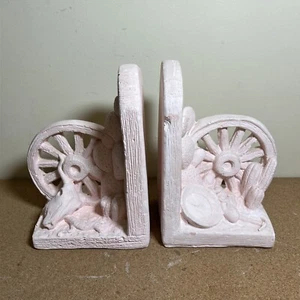 VTG Western Themed Cacti and Wagon Wheel Book Ends Weathered Signed Mexico - Picture 1 of 11