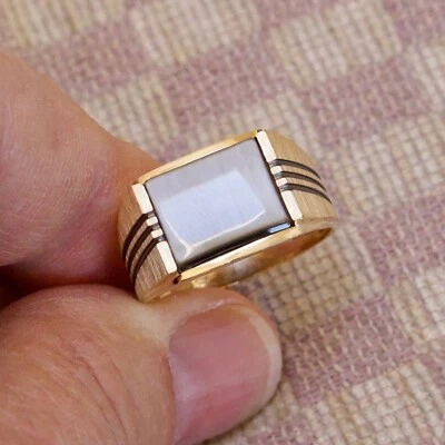 NUEVO ANILLO DE PIEDRAS PRECIOSAS DE ORO AMARILLO DE DIEZ QUILATES PARA HOMBRE (talla diez) Foto 1 de 4