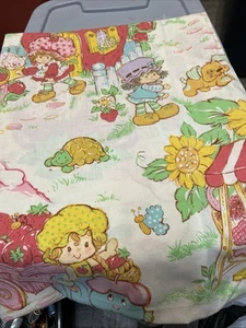 Vintage Strawberry Shortcake Twin flaches Blatt Stoff Hund Katze Schildkröte Schmetterlinge - Bild 1 von 1