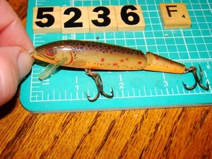 V5236 F REBEL JOINTED MINNOW NATURALIZED BROWN TROUT COLOR FISHING LURE - Picture 1 of 5