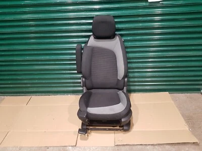 2015 Citroen C4 Grand Picasso mk2 Front Seat Cloth Passenger Side Left - Image 1 of 4