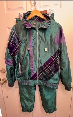 Conjunto de Calças Vintage 1980s Feminina Windbreaker Track Suit Verde M Retrô Ano Novo - Imagem 1 de 4