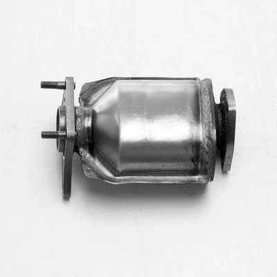 Catalytic Converter for 2002-2004 Infiniti I35 - Imagem 1 de 4
