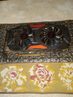 PowerColor RED DEVIL Radeon RX 470 4GB GDDR5 AXRX 470 4GBD5-3DH/OC Foto 1 de 4