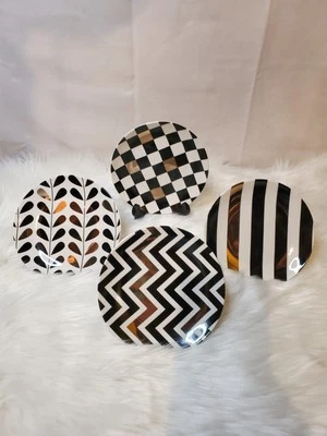 "Juego de 4 platos aperitivos para ensalada de postre Macy's Designer adornados en oro de 14 quilates 6""" Foto 1 de 4