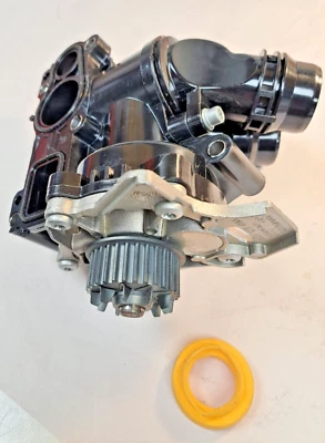 2009 - 2016 AUDI A4 ENGINE WATER PUMP 06H-121-010 - Image 1 of 3