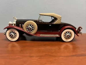 1930 Packard Signature Series Black/Maroon Excellent Condition - Picture 1 of 6