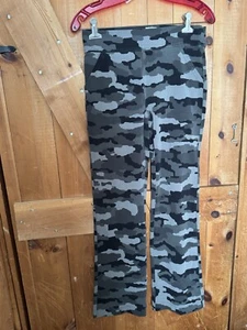 Duluth Trading Co. Womens XS Gray Camouflage Stretch Leggings Pockets Mid Rise - Picture 1 of 4