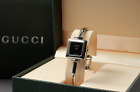[Exc+5 avec boîte, papiers] Gucci 1900L montre femme à quartz carré cadran noir argent