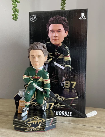 KIRILL KAPRIZOV Minnesota Wild NHL Calder Memorial Trophy Bobblehead #/221 NIB! Cover