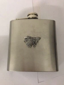 Fishing Fly R89 English Pewter Emblem on a 6oz Stainless Steel Hip Flask - Picture 1 of 1