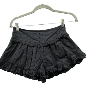 Urban Outfitters Kimchi Blue Eyelet Ruffle Shorts Womens XS Black Cotton Smocked - Picture 1 of 7