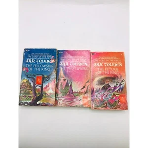 The Lord of the Rings Trilogy J R R Tolkien Dolphin Ed Science Fiction Fantasy - Picture 1 of 9