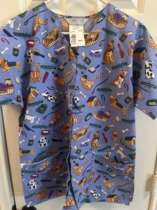 Women's Cherokee Medical Nursing Scrub Top Cats & Dogs Medium Snaps V Neck NWT - Picture 1 of 4