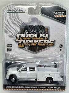 Greenlight 46040-A 1:64 Dually Drivers 2016 Chevy Silverado 3500HD Crane Truck - Picture 1 of 13