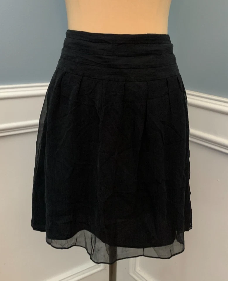 Falda Banana Republic para mujer 10 seda forrada de gasa línea A cremallera lateral crepé transparente Foto 1 de 4