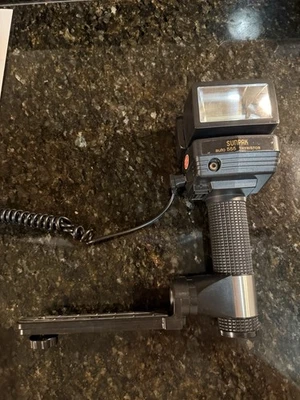 Sunpak auto 555 flash - Image 1 of 3