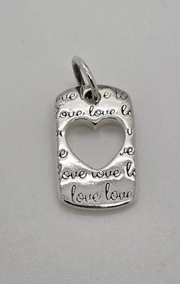 PLATA ESTERLINA 925 GRABADO AMOR ENCANTO COLGANTE CORAZÓN RECORTADO PEQUEÑA ETIQUETA DE PERRO Foto 1 de 4