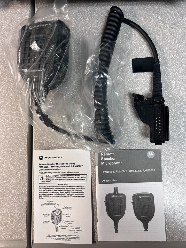 New Motorola Commander II Remote Speaker Microphone | RMN5067B XTS3000 XTS5000. Available Now for $48.99