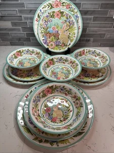 Certificado Internacional ~ Susan Winget ~ Alegría de Pascua ~ Platos y cuencos de melamina ~ Ajuste para 4 - Imagen 1 de 17