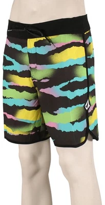 Volcom Zebra Shield Scallop Mod-Tech 18" Boardshorts - Black - New - Image 1 of 2