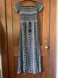 Women's Xhilaration Black & White Floral Cap Sleeve Dress Size L - Picture 1 of 7