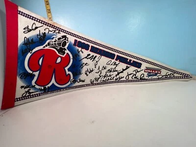 1998 Reading Phillies Player Signature Pennant EX - Image 1 of 4