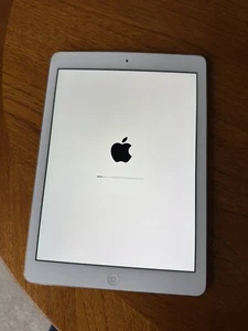 Apple iPad Air A1474 16GB 9.7" Wi-Fi - White - Working - Picture 1 of 6