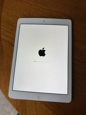 Apple iPad Air A1474 16GB 9.7" Wi-Fi - White - Working - Image 1 of 4