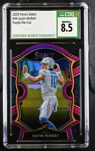 Panini Select 44 2020 Justin Herbert troquelado púrpura Prizm RC CSG 8,5 - Imagen 1 de 2
