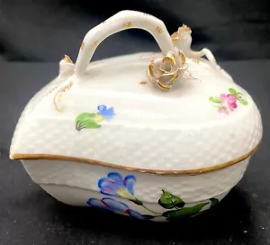 VTG HUNGARY HEREND FLOWERED GILDED JEWELRY TRINKET BOX, HEART SHAPE 1940 v/g - Picture 1 of 9