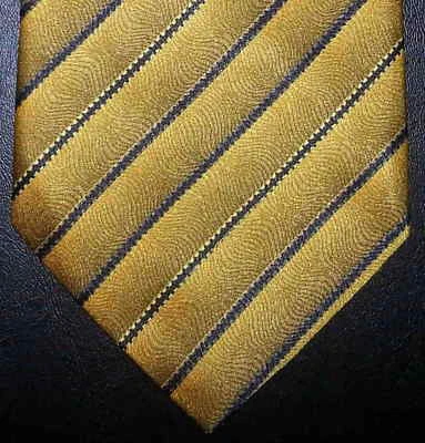 Corbata Romario Manzini dorada azul oscuro diseño a rayas diagonales nueva en caja t2598  Foto 1 de 4