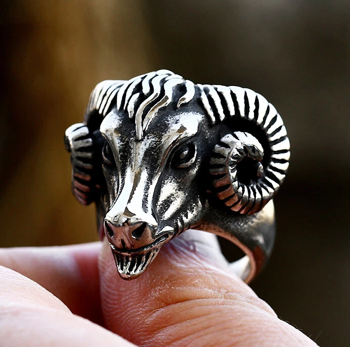 Vintage Gothic Horn Goat Head Ring Stainless Steel Men's Biker Ram Skull Ring - Image 1 of 1