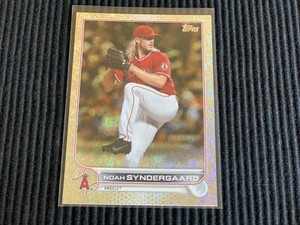 2022 TOPPS #584 NOAH SYNDERGAARD *FACTORY SET SPARKLE FOILBOARD #225/390* ANGELS