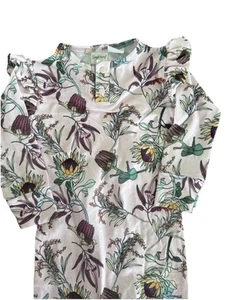Snuggle Hunny Baby Girl Bodysuit Size 0 - 6-12 Months Floral Zip Flutter Sleeve - Picture 1 of 12